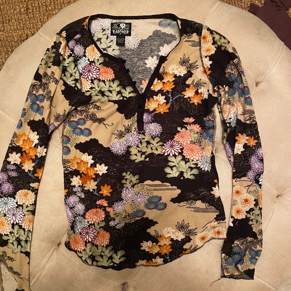 Lucky Brand Long Sleeve V Neck